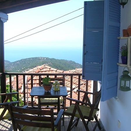 Athina'S House Affittacamere Skala Sotiros Esterno foto