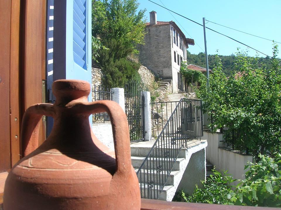 Athina'S House Affittacamere Skala Sotiros Esterno foto