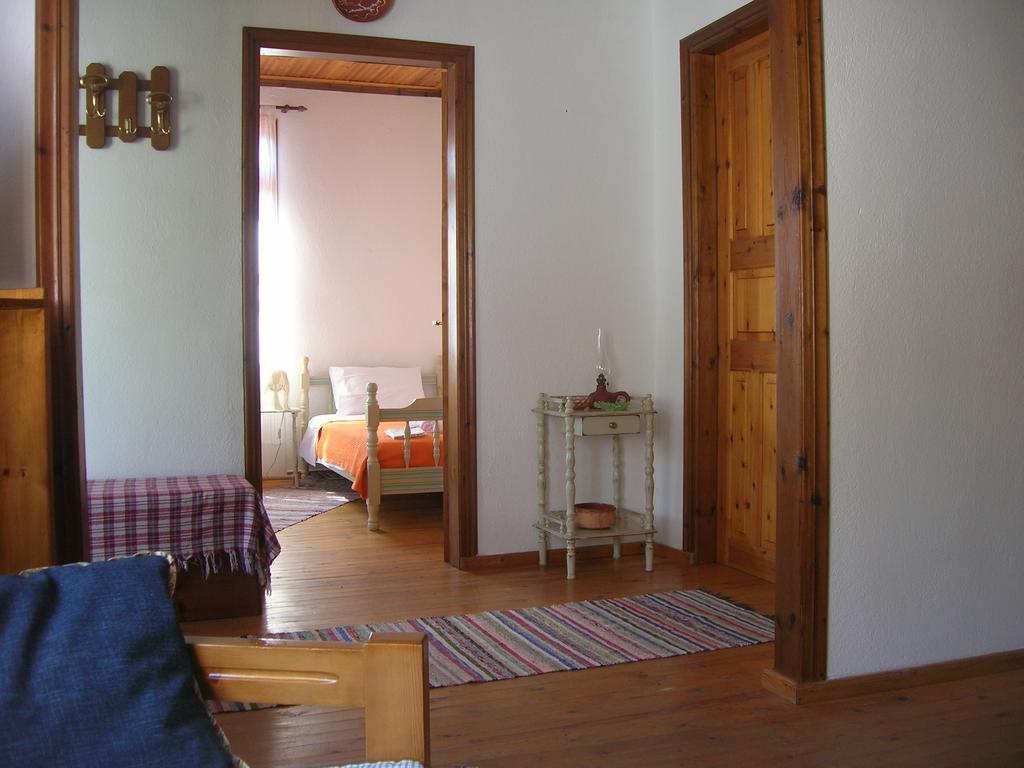 Athina'S House Affittacamere Skala Sotiros Esterno foto