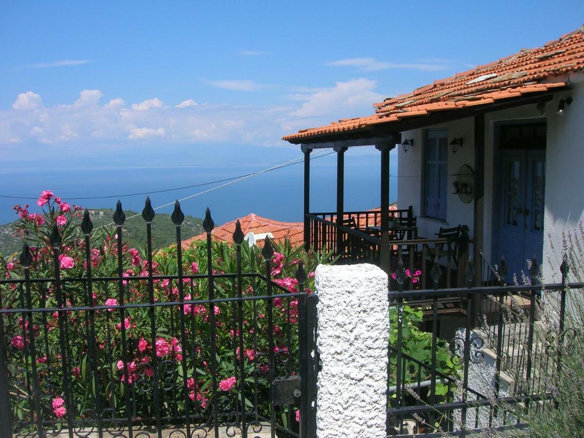 Athina'S House Affittacamere Skala Sotiros Esterno foto